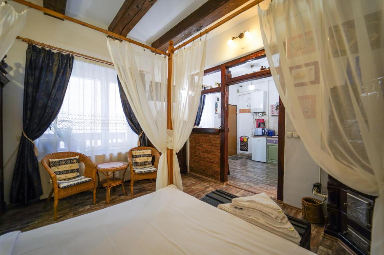 Kron Studio Kalista Brasov Bagian luar foto