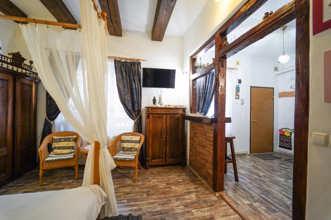 Kron Studio Kalista Brasov Bagian luar foto