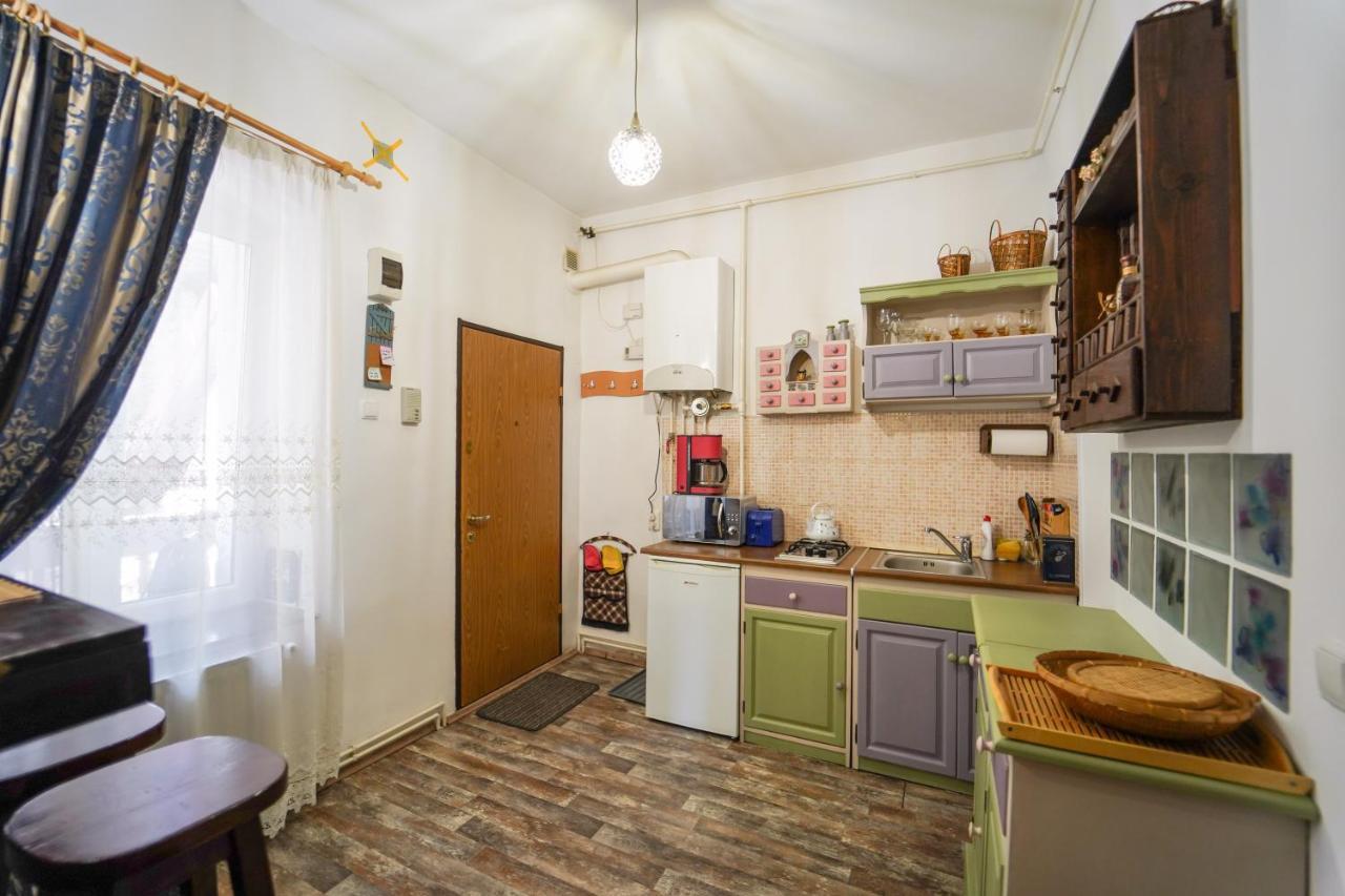 Kron Studio Kalista Brasov Bagian luar foto